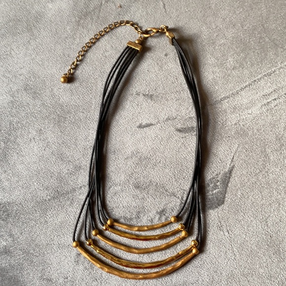 Chico’s Gold Metal Leather Corded Short Statement Necklace EUC - Picture 3 of 7